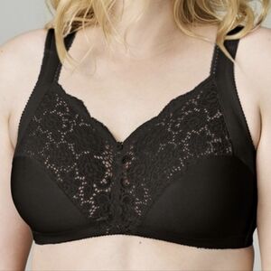 NEW Wonderbra Black Lace Women's Bra Wire Free Full Classic Support Style 2404